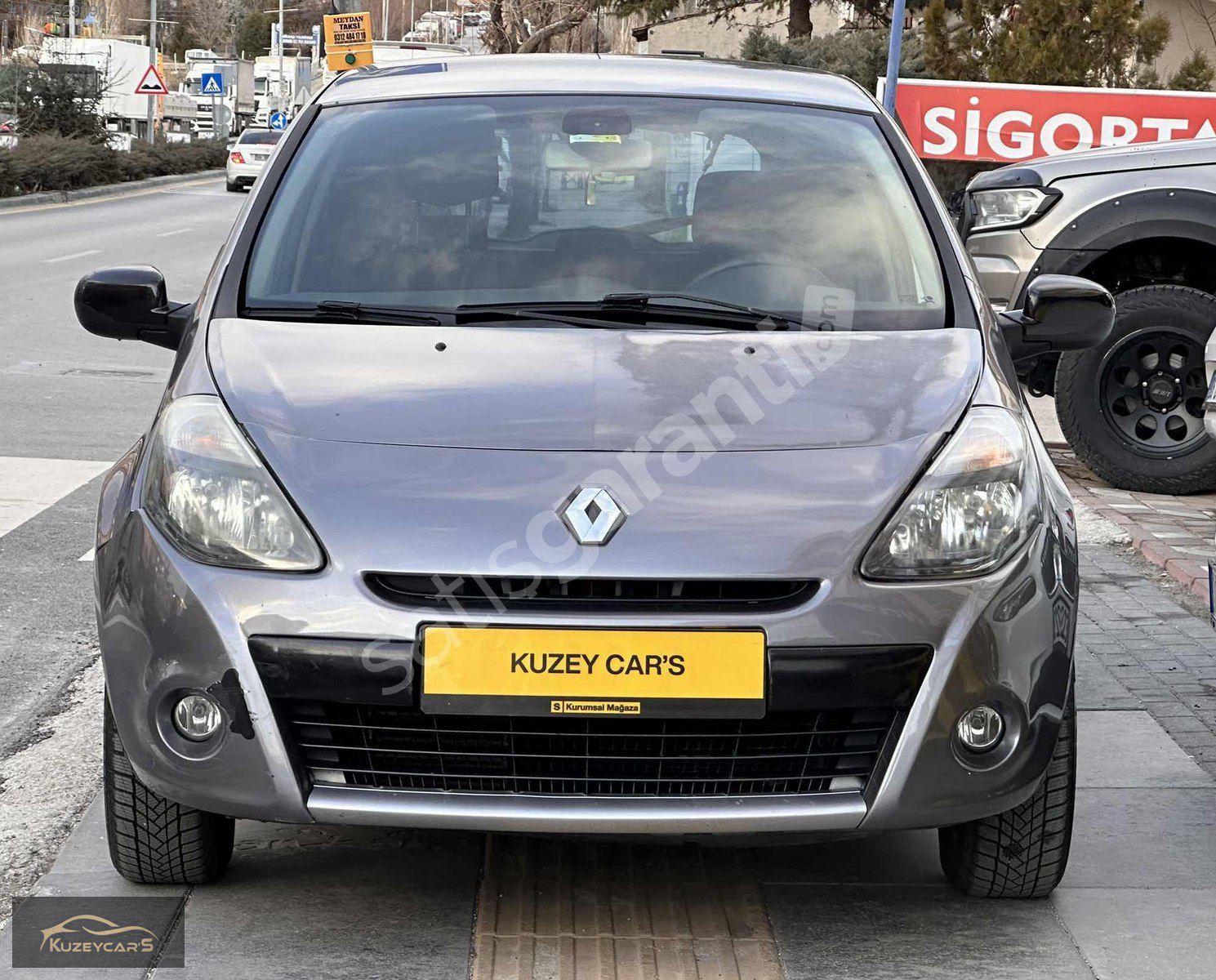 KUZEY CAR'S 2011 RENAULT CLİO 1.5 DCİ NİGHT&DAY 248.000KM