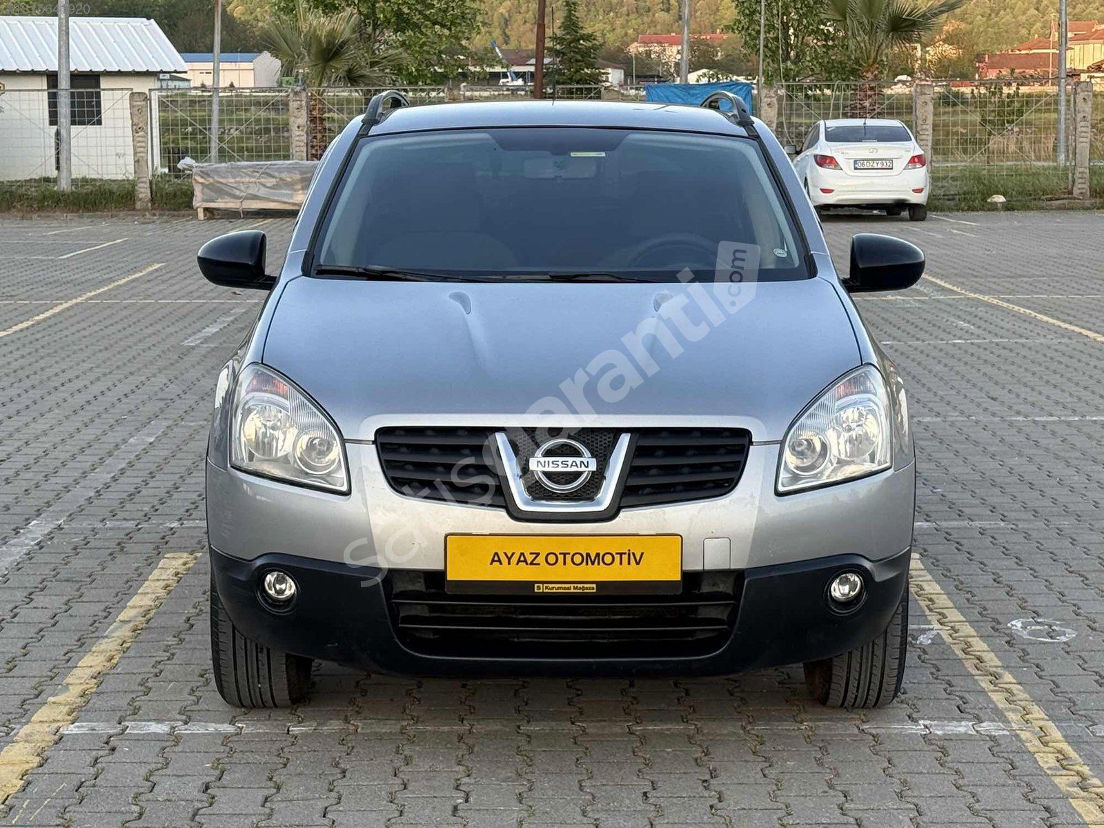 AYAZ OTOMOTİV- BOYASİZ TRAMERSİZ DEĞİSENSİZ 1.6 BENZİNLİ