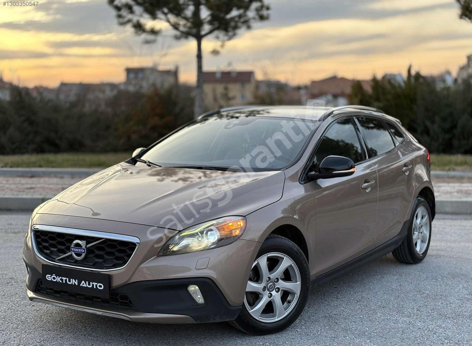*BOYASIZ 121.000KM'de VOLVO V40 1.6 D CROSS COUNTRY CAM TAVAN*