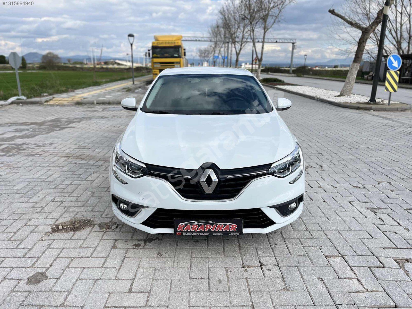KARAPINAR OTOMOTİV DEN 2019 RENAULT MEGANE 1.3 TCE JOY 58 BİN KM