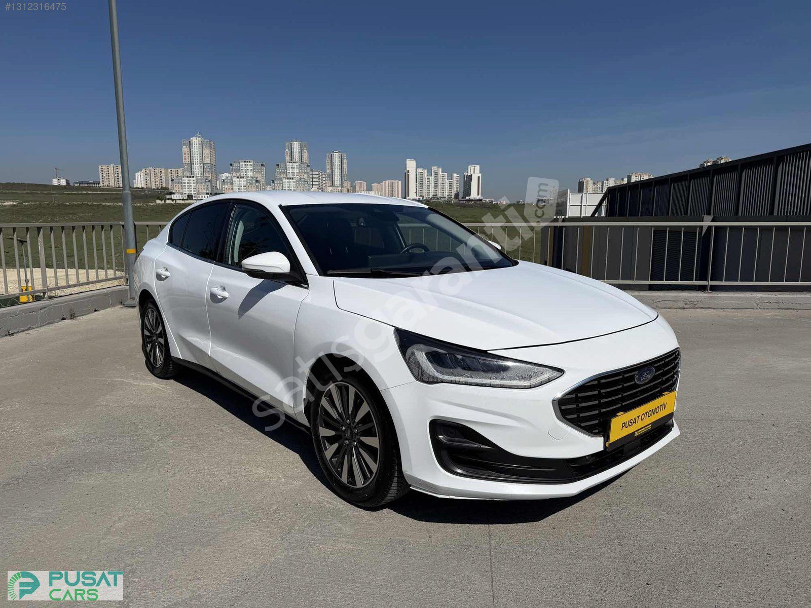 PUSAT'TAN 2023 FORD FOCUS 1.5 ECOBLUE TİTANİUM STİL