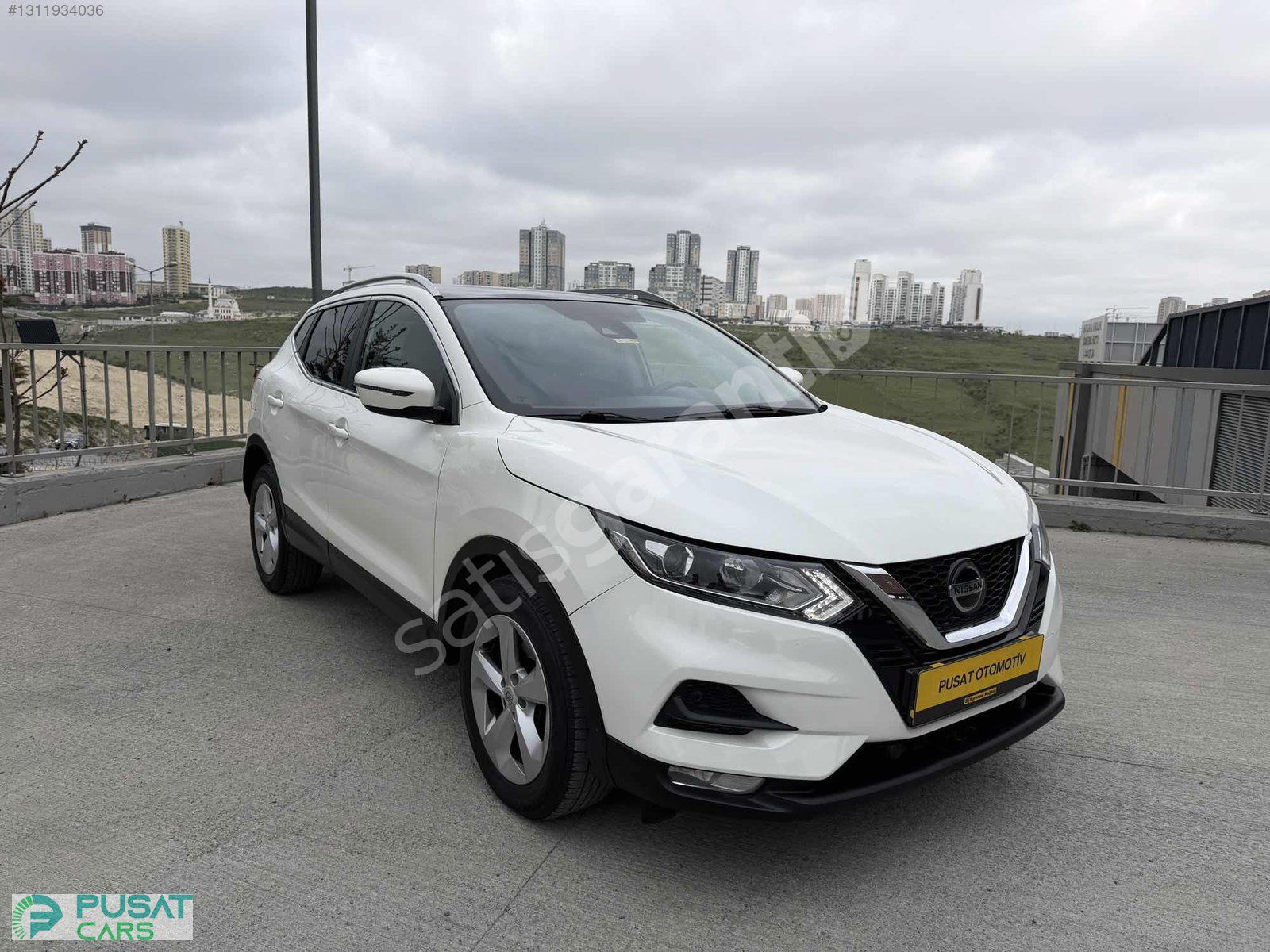 PUSAT'TAN CAM TAVANLI 2020 QASHQAİ 1.3DIG-T SKYPACK 6 AY GARANTİ