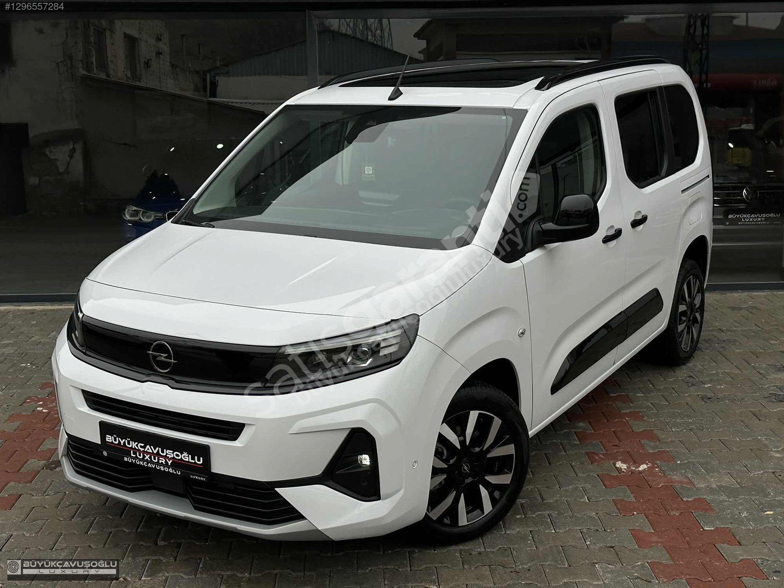2000 KM'DE OPEL COMBO ULTİMATE CAMTAVAN+LED+EKRAN+HAYALET