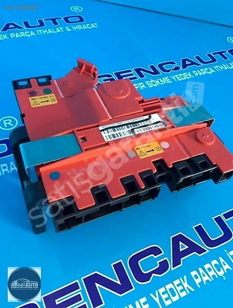 BMW X3 F25 XDRIVE ELEKTRİK GÜÇ DAĞITICI AKÜ ÜSTÜ OEM V4920614004