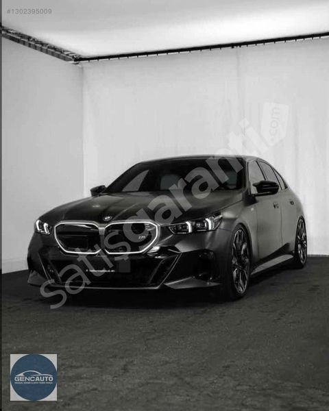 BMW G60 İX5 M60 ÖNKAPUT SÖKME ORJİNAL