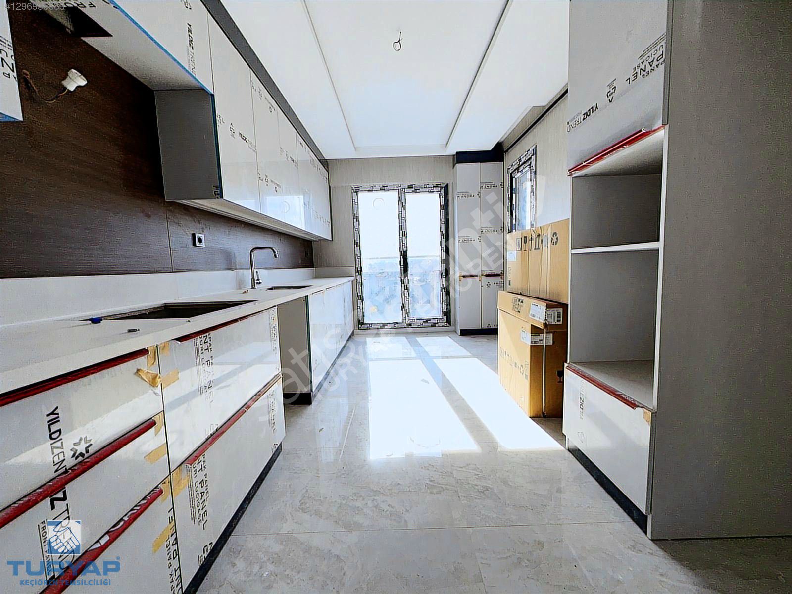 TURYAP'TAN 4+1 154 M2 G.ODALI E.BANYOLU 7.KAT K.OTOPARK ULTRALÜX