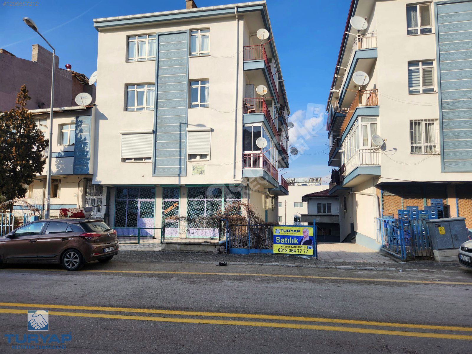 AYDINLIKEVLER KARŞISINDA MERKEZİ KONUM 1+1 YAPILI SATILIK DAİRE