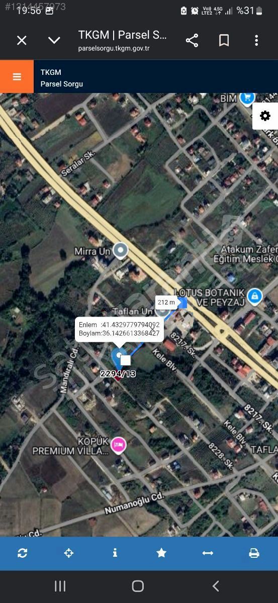 TAFLANDA 532 m2 3 KAT IMARLI ANAYOLA 200 MT KÖŞE VILLA ARSASI