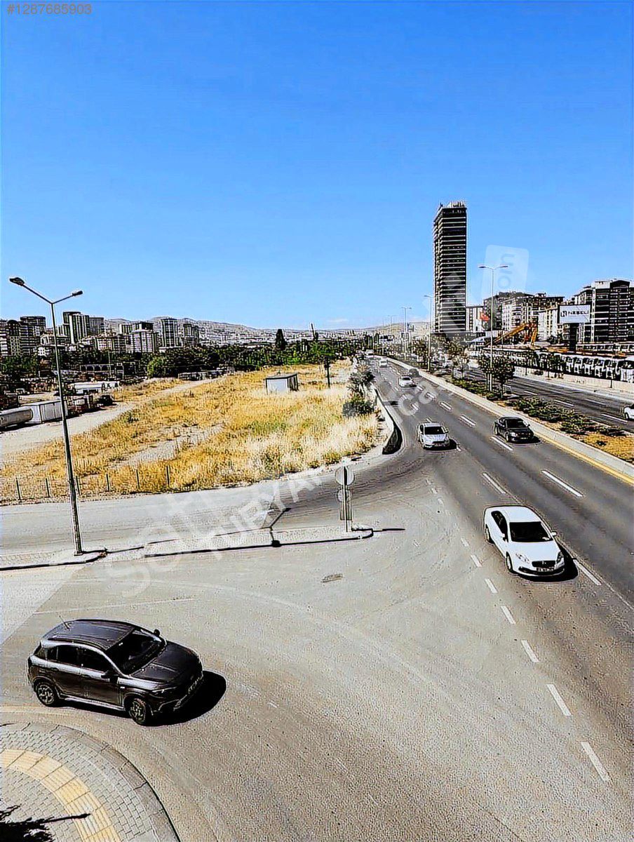 ANADOLU BULVARINA 125 METRE CEPHELİ KÖŞE KONUMDA KİRALIK ARSA