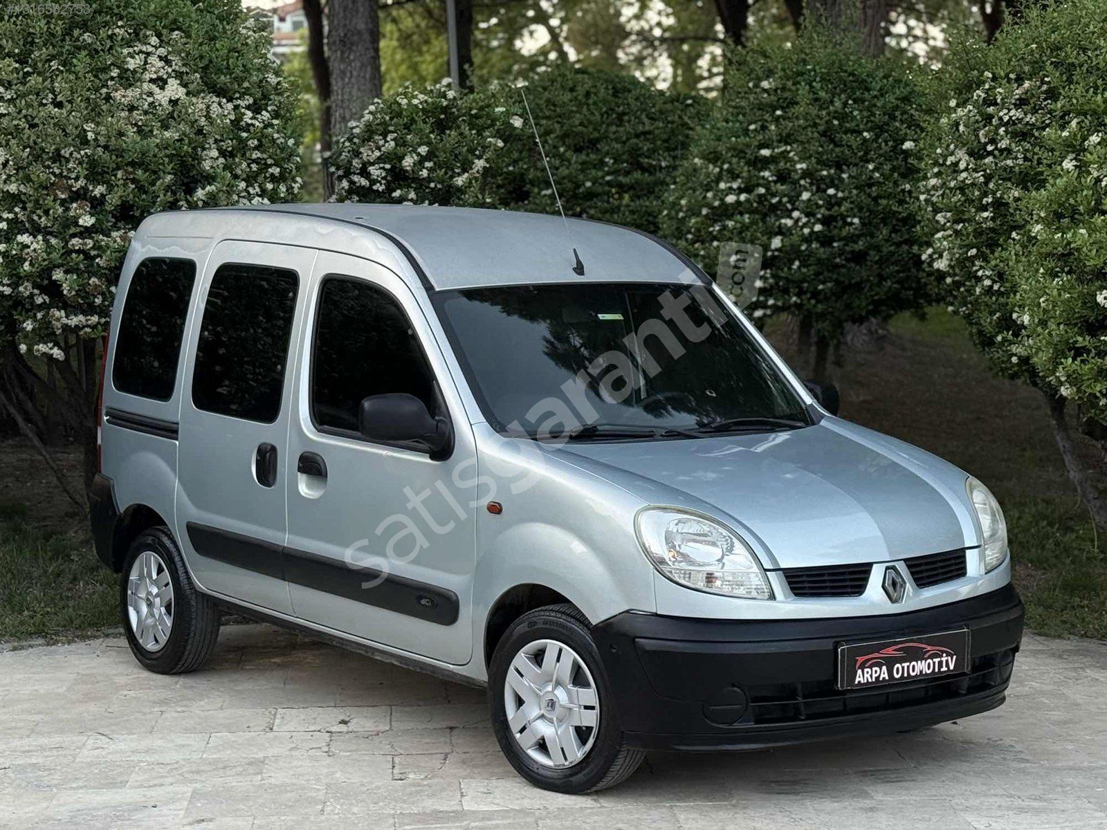 RENAULT KANGO 1.5DCİ DEĞİŞENSİZ KLİMALI ORJİNAL ÇİFT SÜRGÜ
