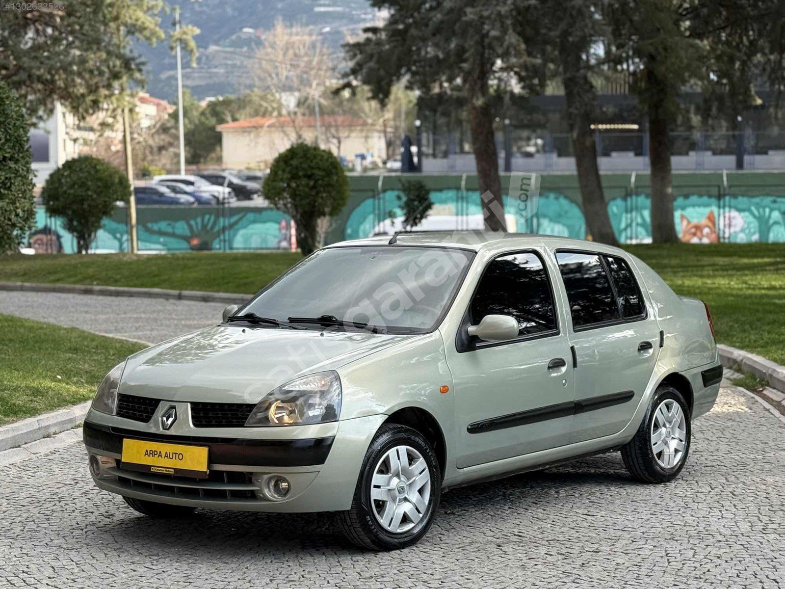 RENAULT CLİO 1.5 DCİ ORJİNAL EMSALSİZ TEMİZLİKTE SIFIR LASTİK