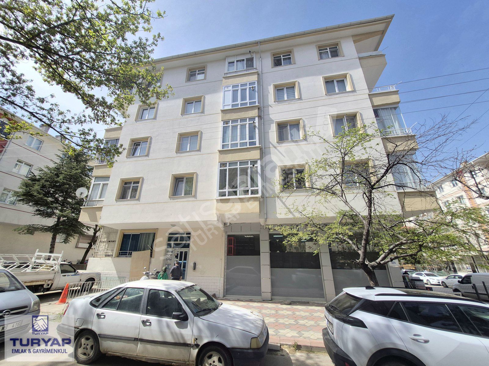 TURYAPTAN SİNCAN TANDOĞANDA SATILIK KATTA 2+1