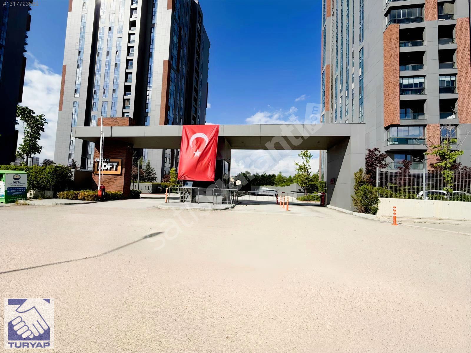 İncek Bulvar Loft'ta 2+1 Bulvar Cepheli Satılık Daire