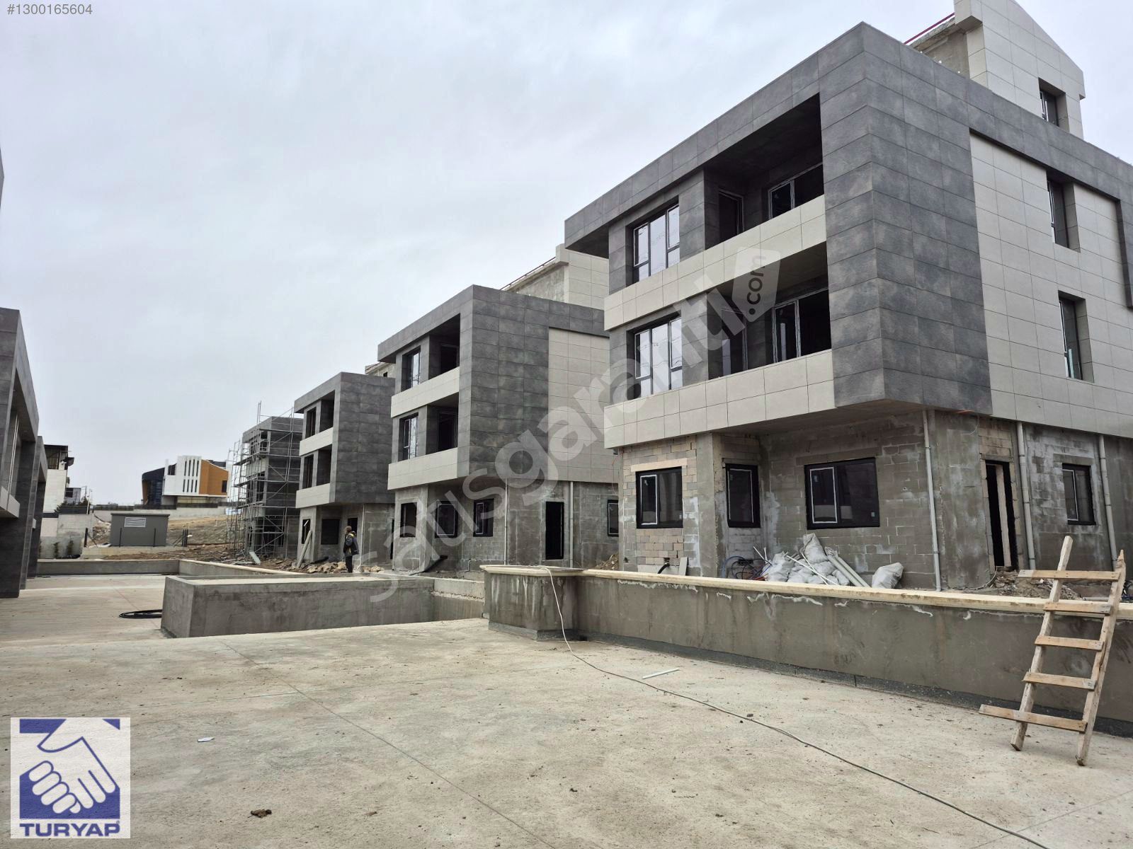 BEYTEPE'DE CADDE ÜSTÜ MÜSTAKİL TERASLI VİLLA OFİS, İŞ YERİ