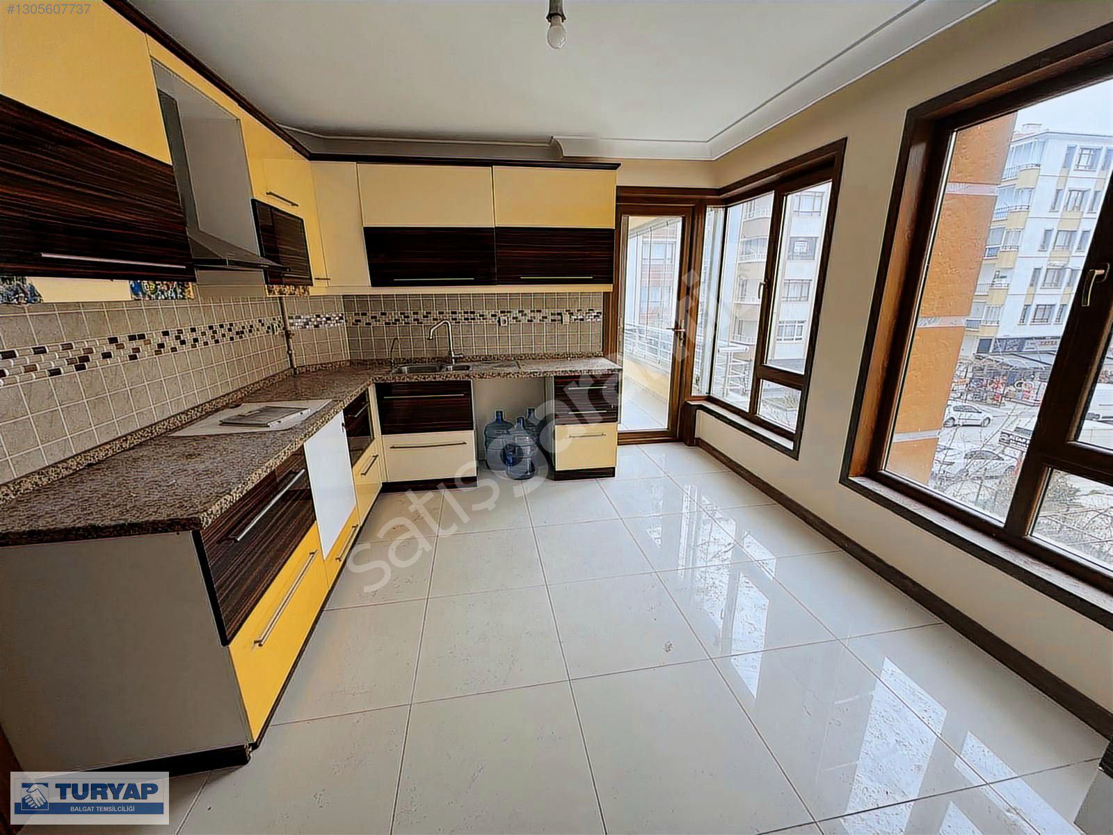 TURYAPTAN DIŞKAPI METRO YAKINI GENİŞ FERAH KİRALIK 4+1 DAİRE