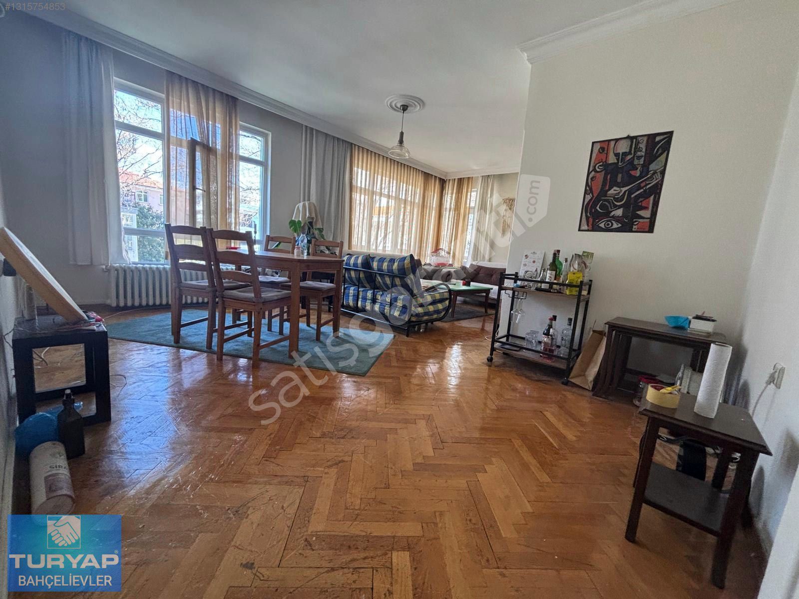 BAHÇELİDE 7.CAD YAKINI 1.KAT SALON VE İKİ ODA ÖN 135M2 3,5+1