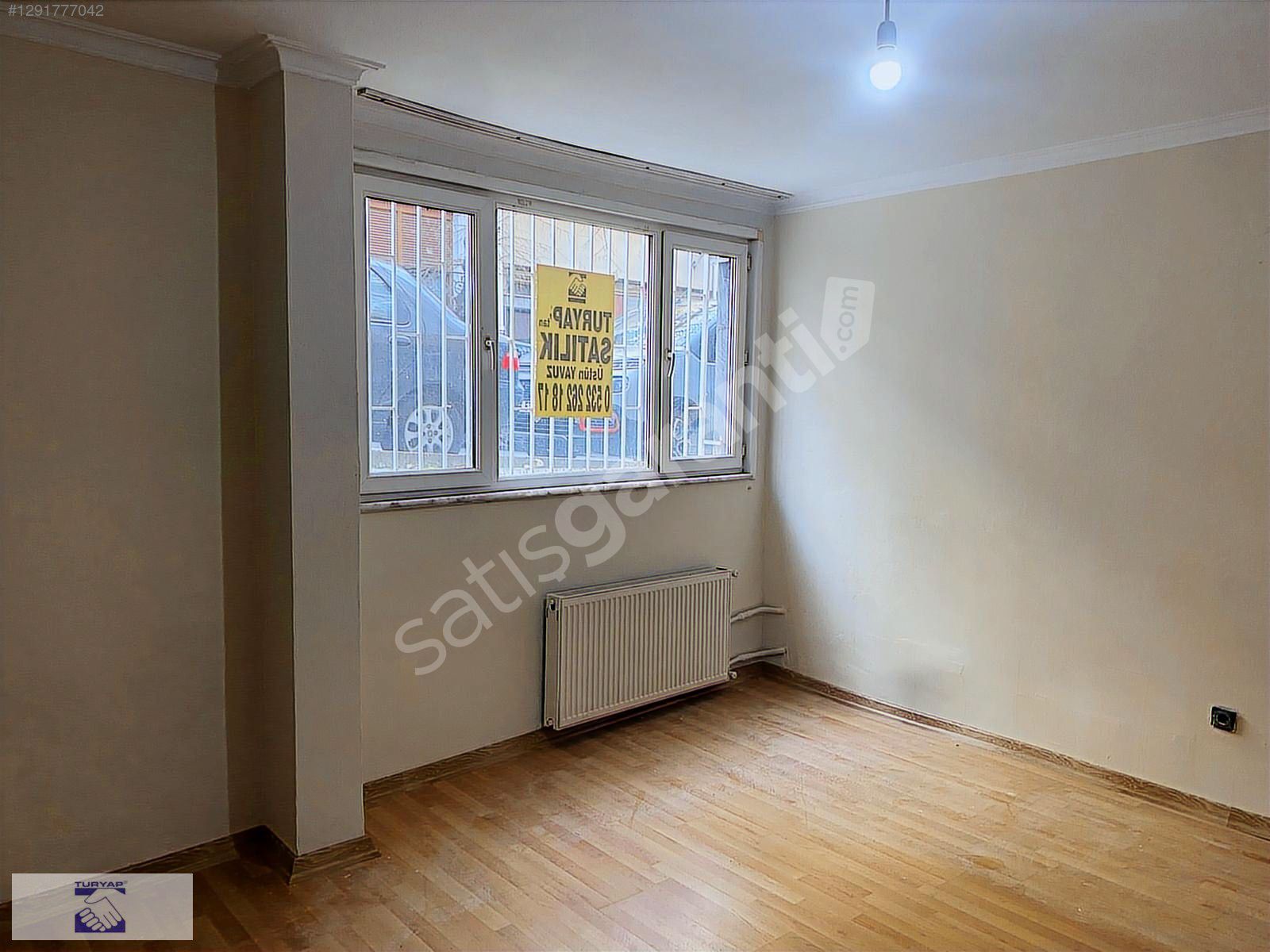 ÜSKÜDAR-ÇİÇEKÇİ'DE, NEZİH KONUMDA, 65 m2.(2+1) DAİRE