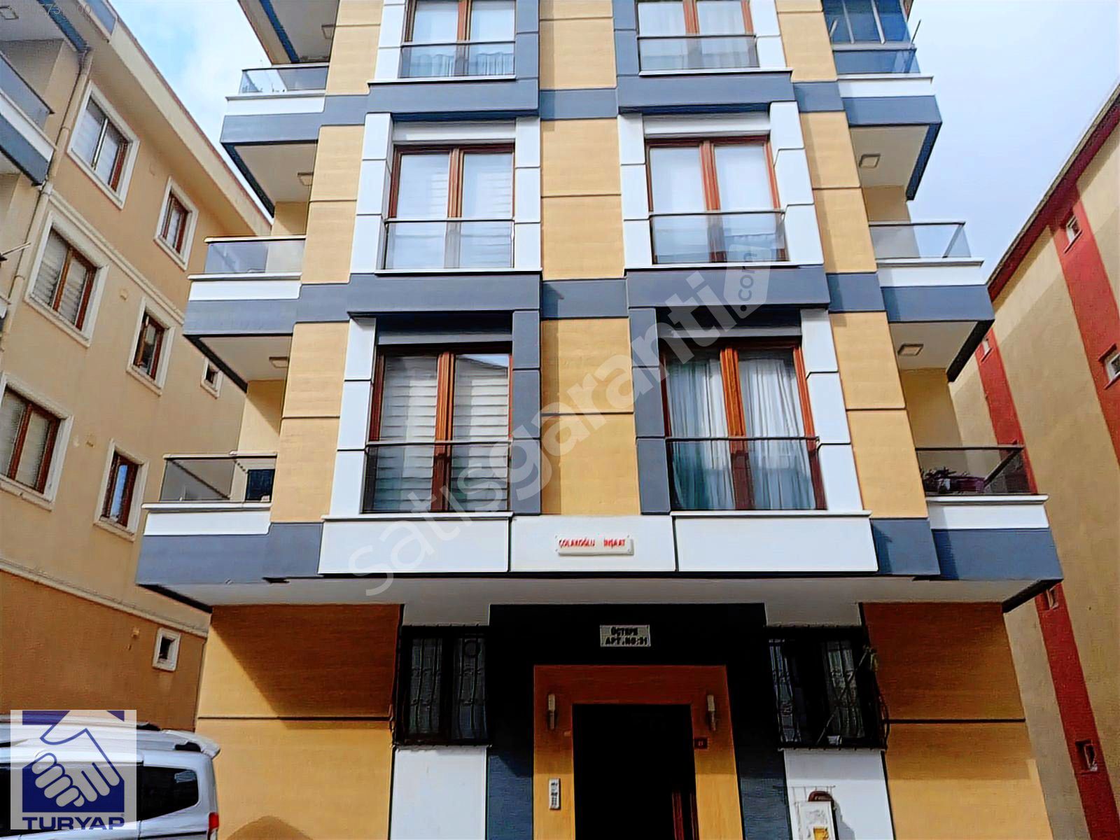 Ataşehir Kayışdağı stüdyo daire Yeditepe ünvrst karşısı