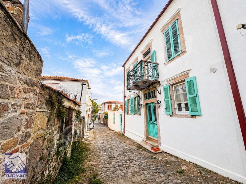 CUNDA MERKEZDE SATILIK RESTORE EDİLMİŞ TARİHİ RUM EVİ