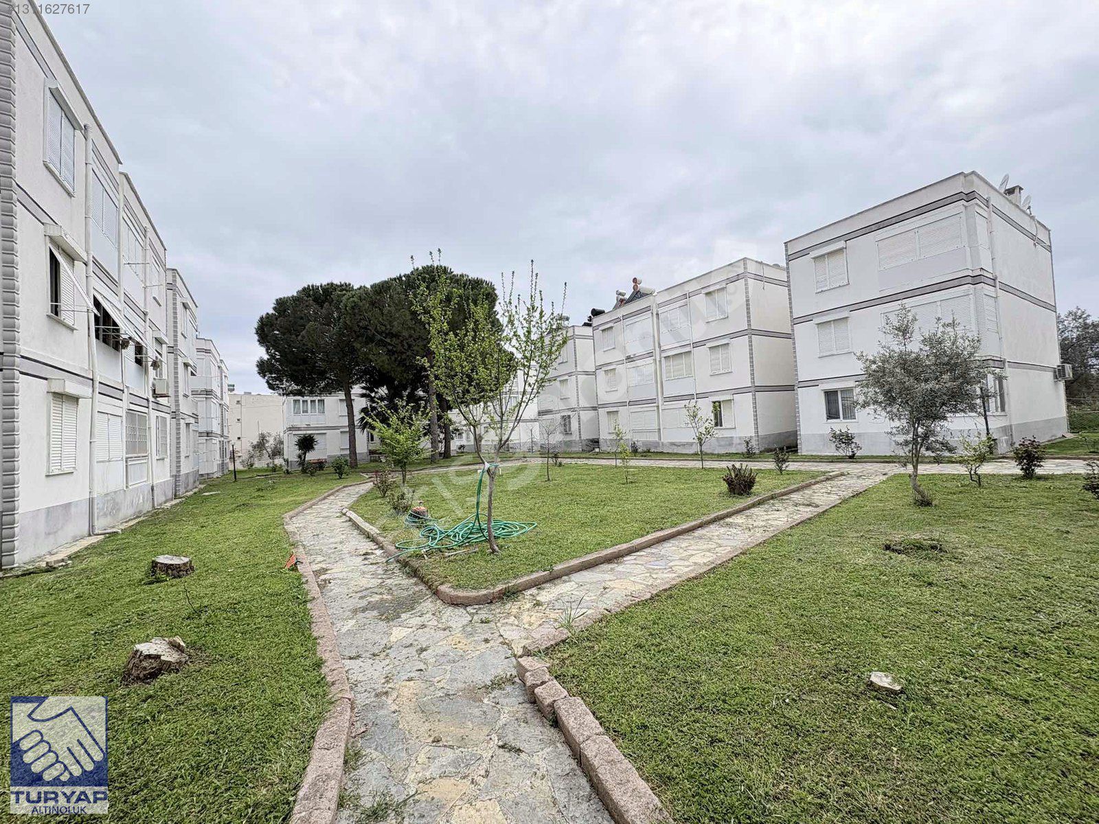ALTINOLUK'TA DENİZE 250 METRE BAHÇE KATI SATILIK 2+1 DAİRE