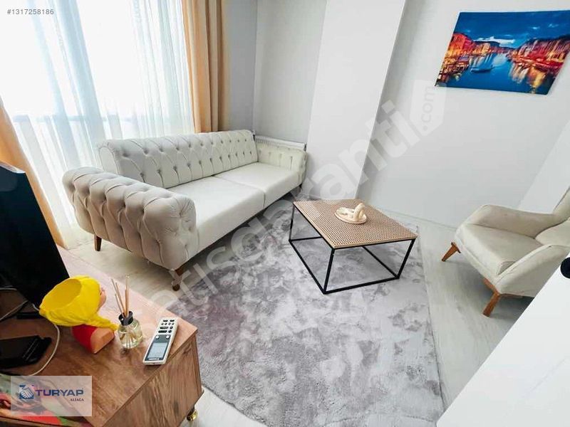 MENEMEN SEYREK HAVUZLU SİTEDE FULL EŞYALI 1+1 SATILIK DAİRE