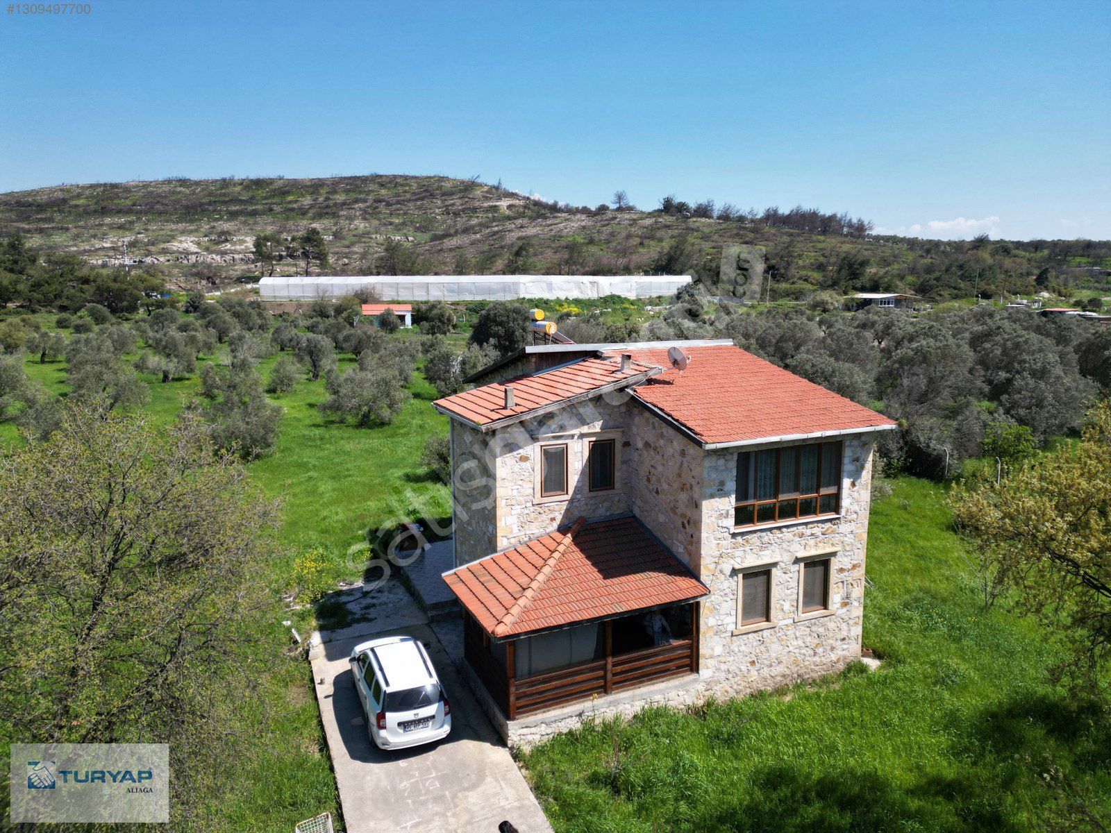13.300 m2 ARAZİ İÇERİSİNDE 250 m2 TAŞ EV