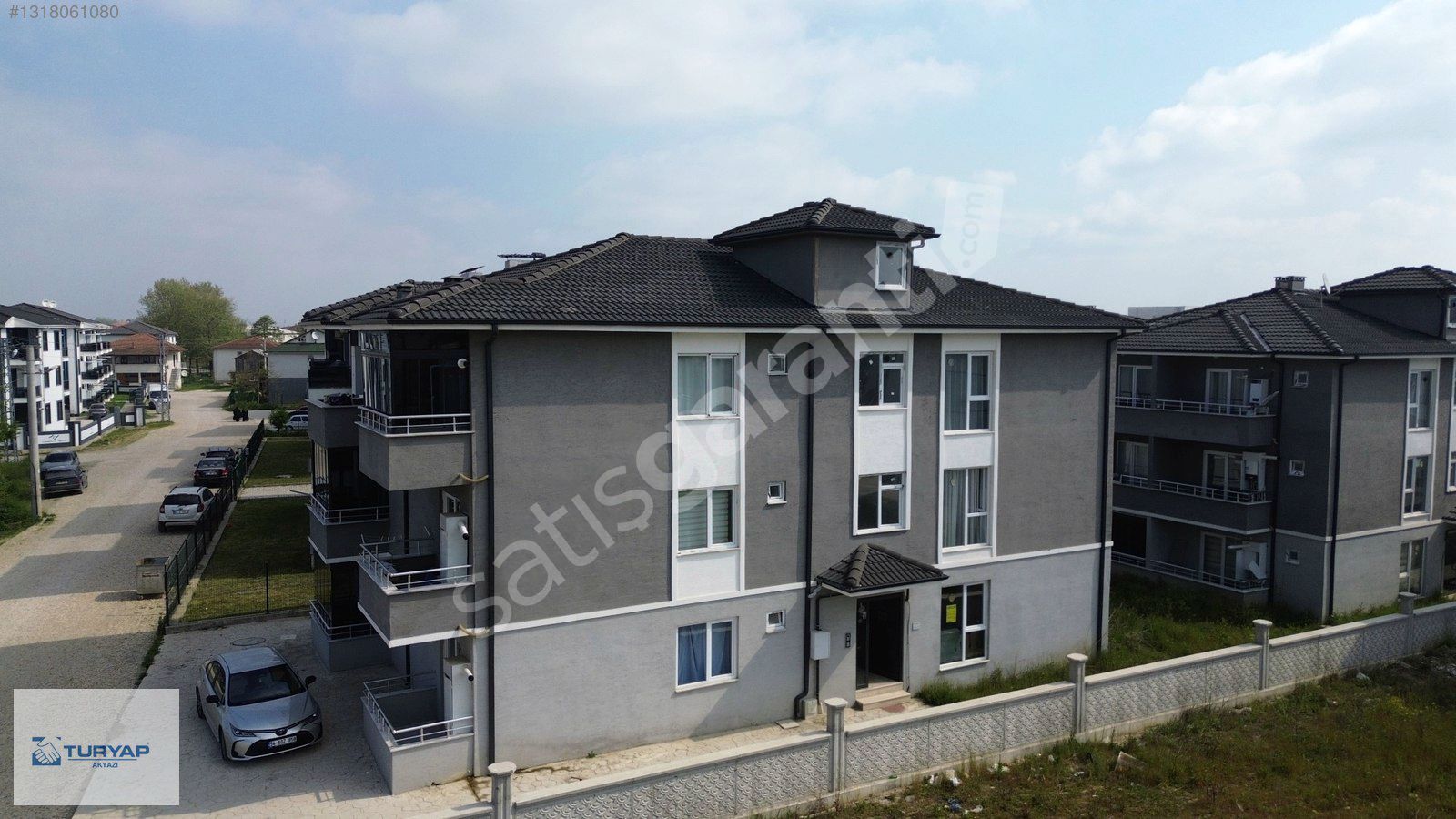 TURYAP AKYAZI'dan YENİ MAHALLEDE SATILIK ESYALI 1+1 (KİRACILI)