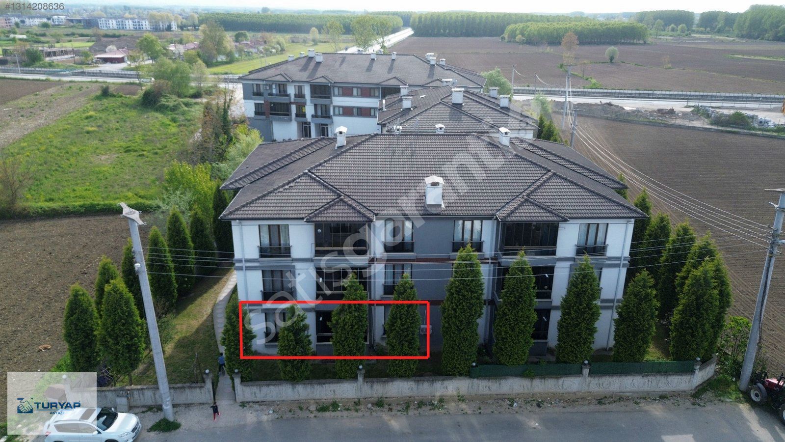 TURYAP AKYAZI'dan FATİH MH'de SİTE İÇERİSİNDE SATILIK 3+1 DAİRE