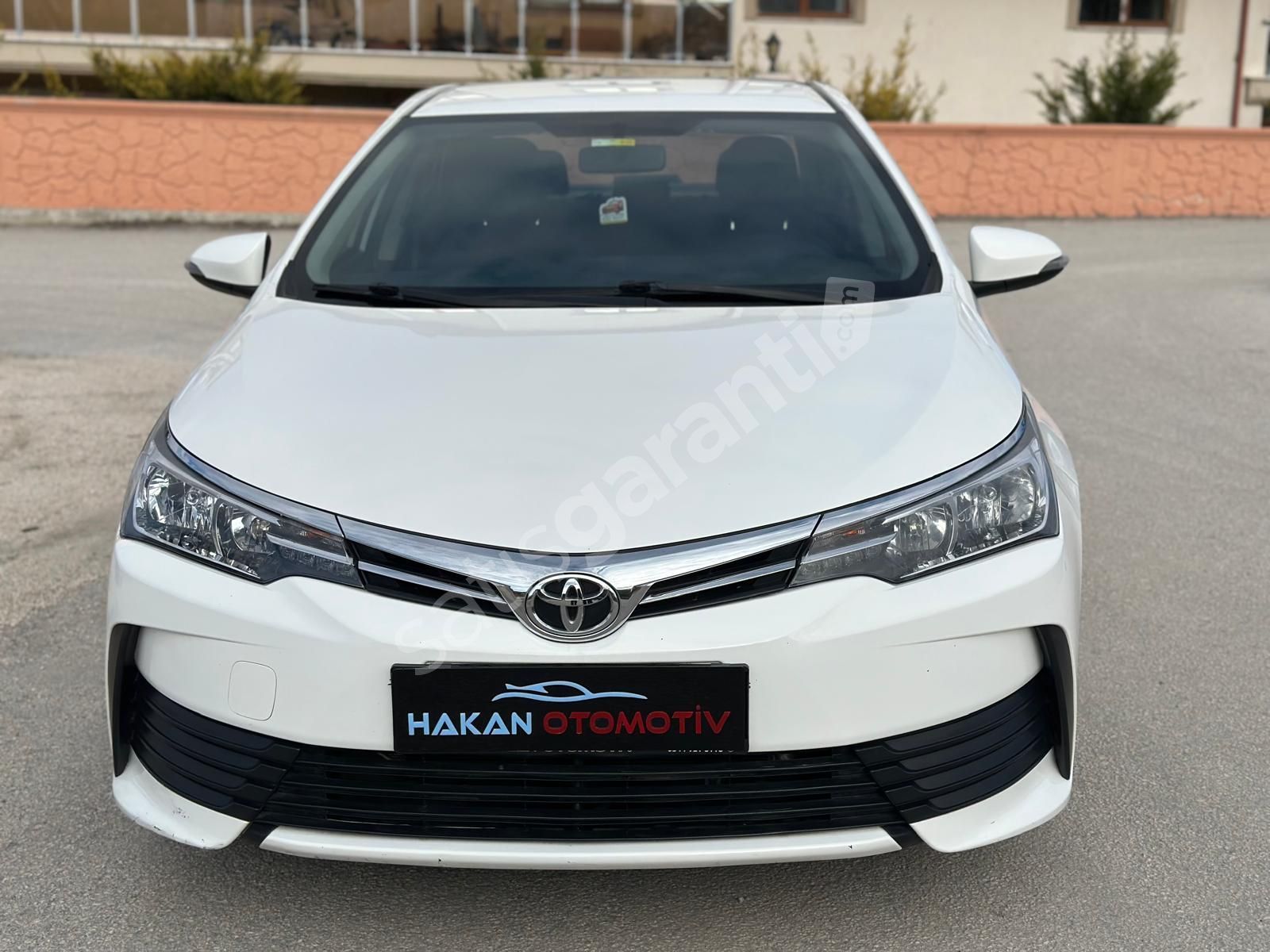 EMSALSİZ TEMİZLİKTE TOYOTA COROLLA 1.33 LİFE 140.000 KM