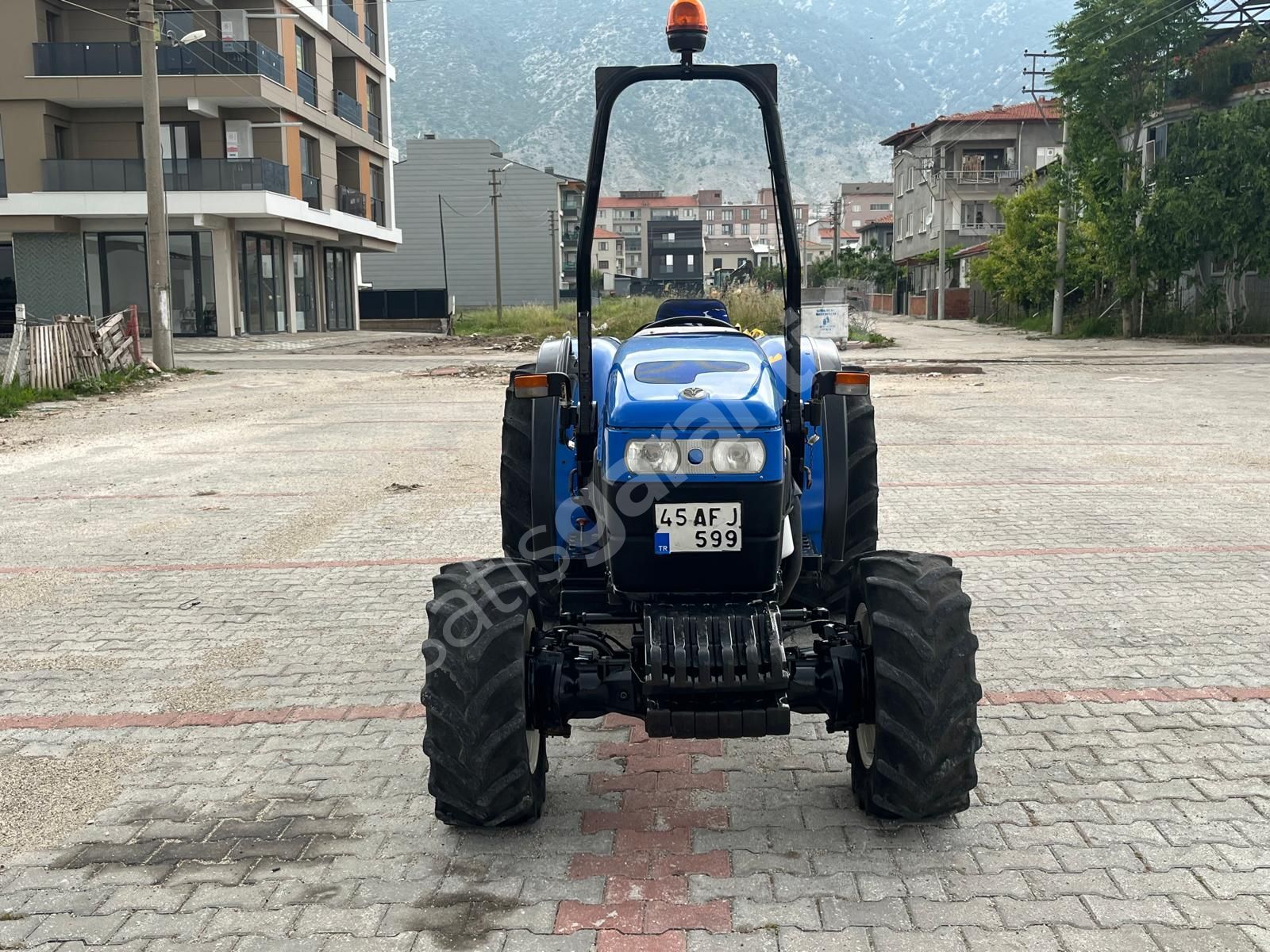 2008 MODEL NEW HOLLAND TN75NA