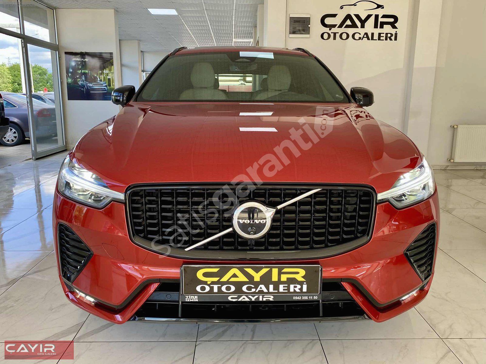 2023 VOLVO XC60 B4 2.0 DİZEL 197 HP PLUS DARK 19.000 KM