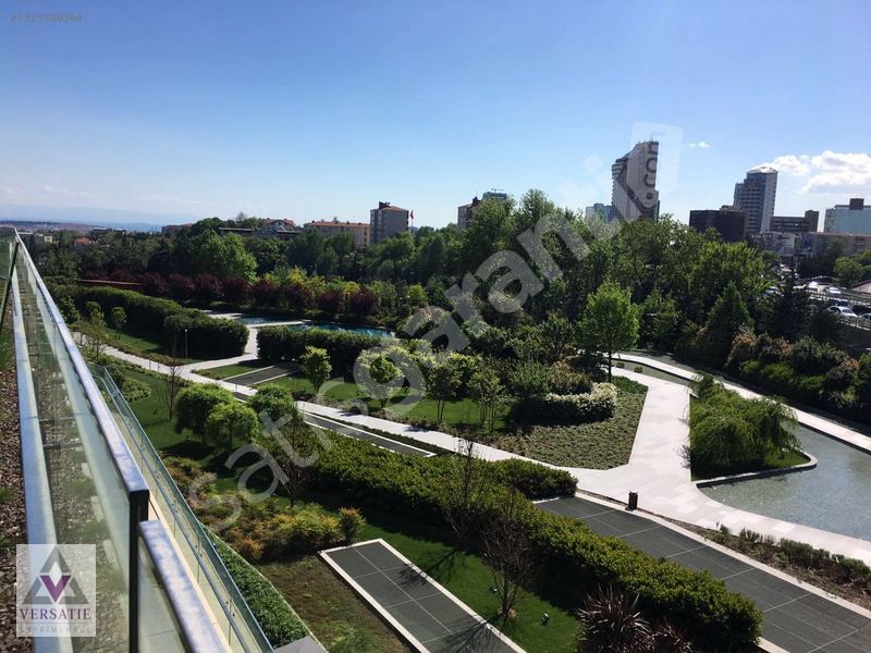 Zorlu Center'da Satılık 152 m2 3 Oda Ofis