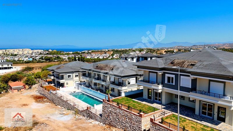 Havuzlu Sitede Eşyalı 1+1 Daire Sıfırdan Farksız Modern Ev