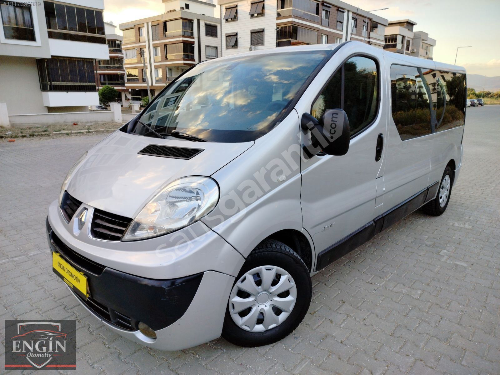 ENGİN OTOMOTİV'DEN HATASIZ TRAFIC OTOMOBİL RUHSATLI