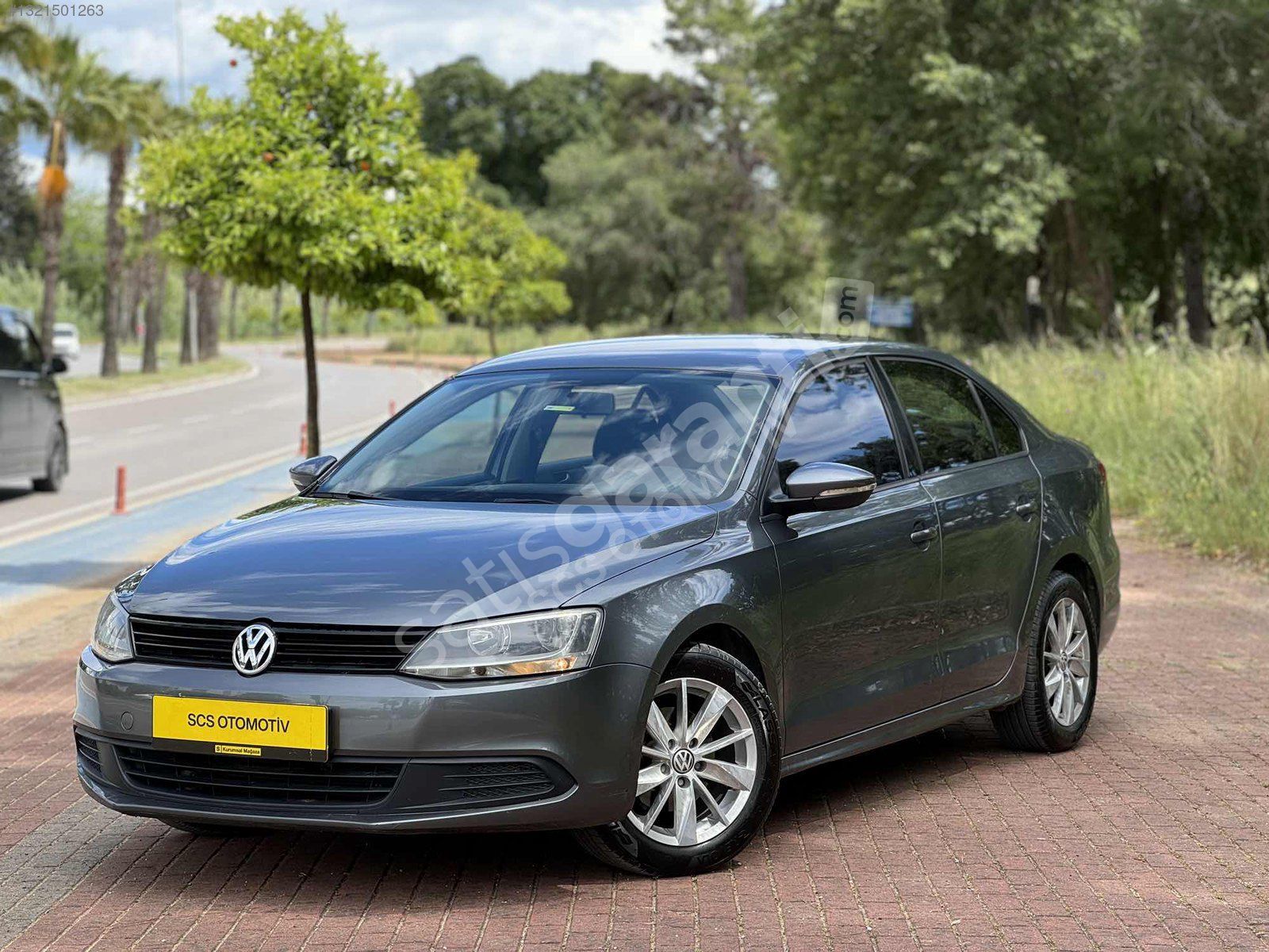 *SCS OTOMOTİV'DEN* HATASIZ BOYASIZ TRAMERSİZ VOLKSWAGEN JETTA