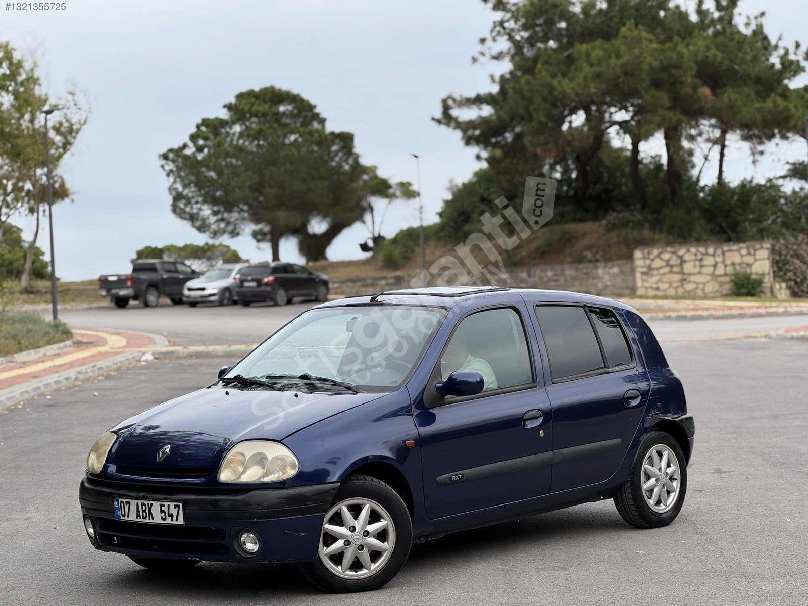 *SCS OTOMOTİV'DEN* 2001 MODEL ORJİNAL 157.000 KM CLIO