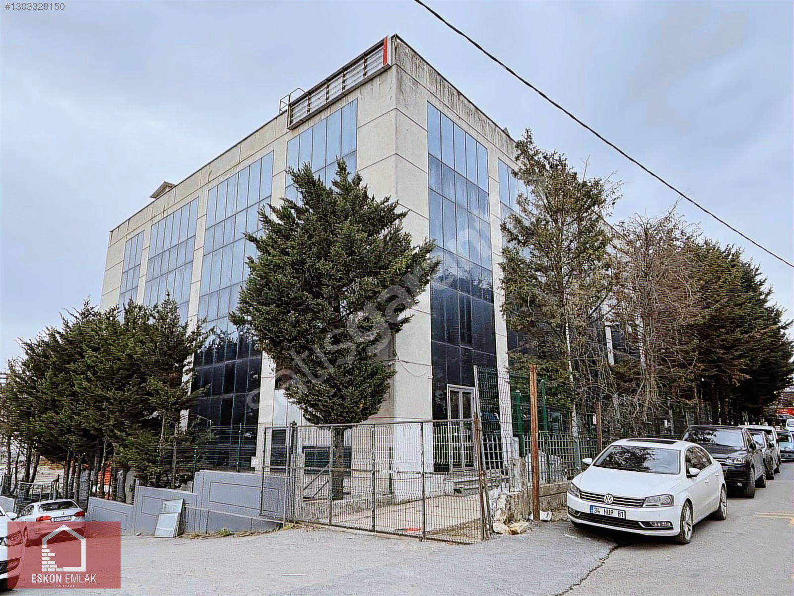 SANCAKTEPE MERKEZDE PLAZA KOMPLE BİNA İSKANLI ÜRETİM DEPOLAMA