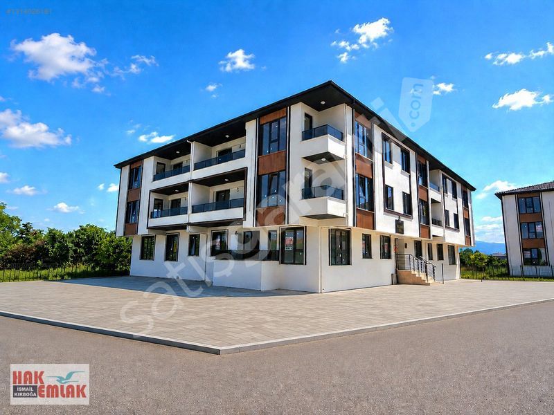 Hak Emlak'tan Derelitütüncü Mahallesinde Satılık 3+1 Daire