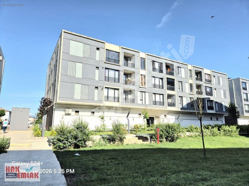 Hak Emlak'tan Aziziye Mah.de Ebeveyn Banyolu Kiralık 2+1 Daire