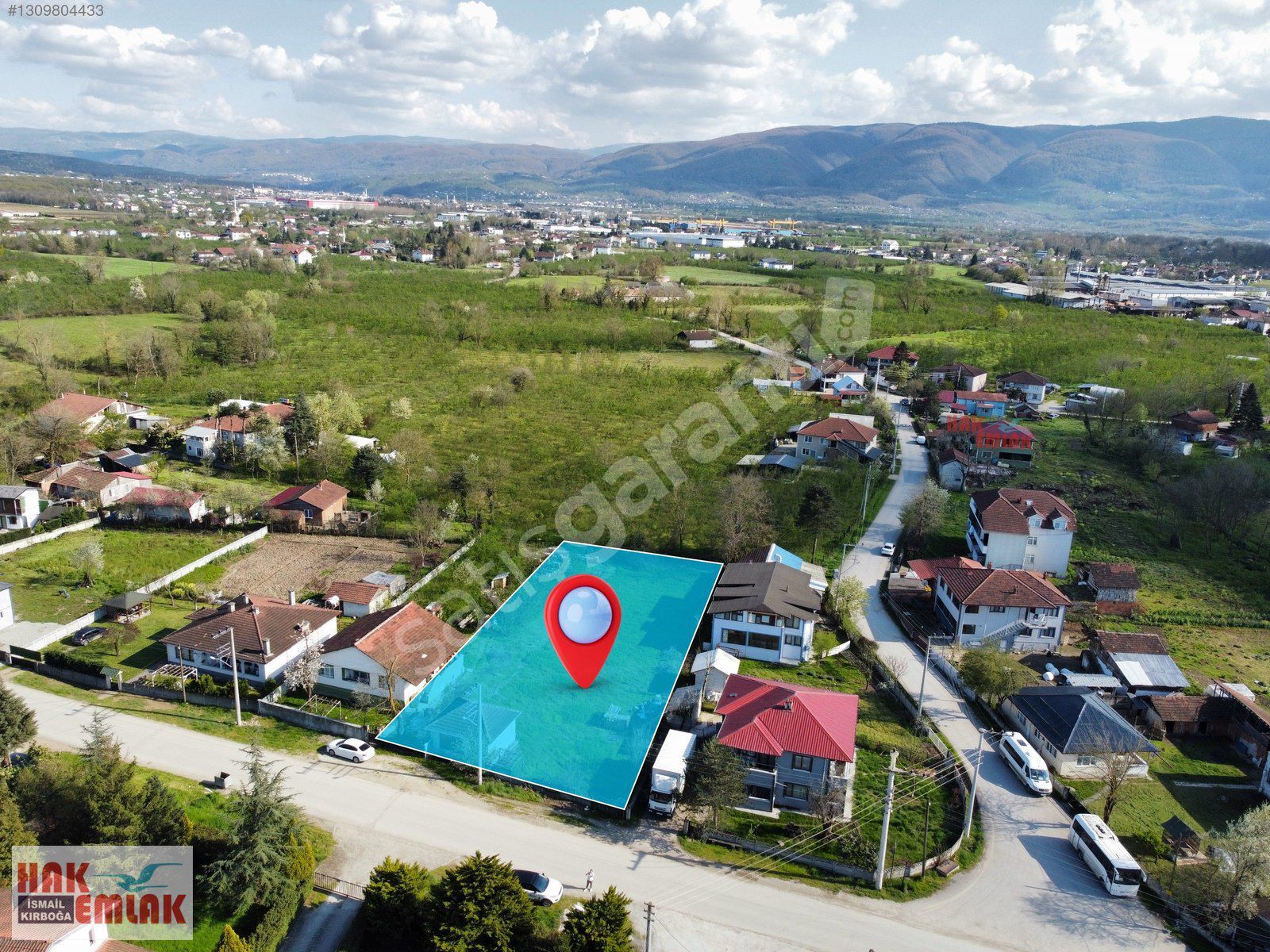 Hak Emlak'tan Gümüşpınar Mah.de Ticari+Konut İmarlı Satılık Arsa