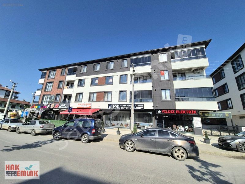 Hak Emlaktan Çay Mah.de Tam Merkezde Kiralık 2+1 Geniş Daire