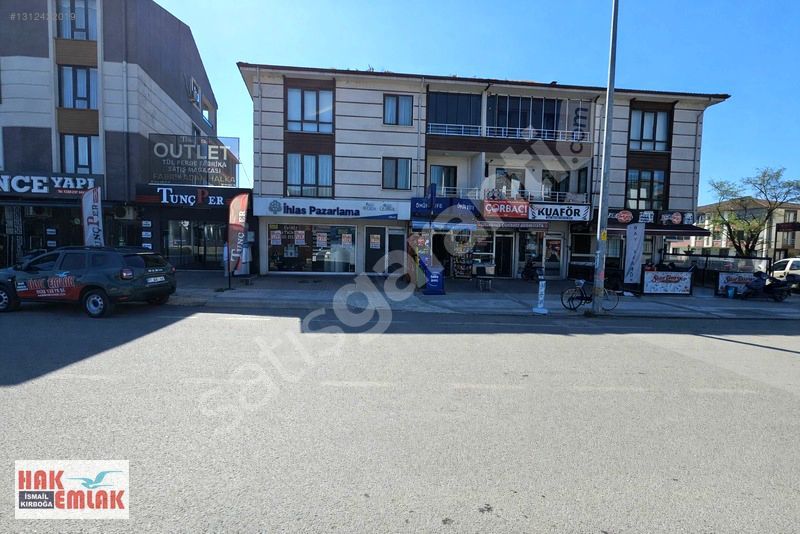 HAK EMLAKTAN DÜZCENİN KALBİNDE UZUNMUSTAFA MAH.DE KİRALIK DÜKKAN