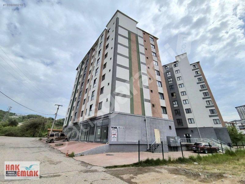 Hak Emlak'tan Üniversite Bölgesinde Kiralık 2+1 Eşyalı Daire