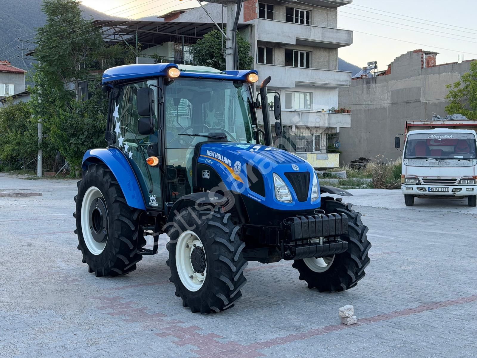 2023 NEW HOLLAND TT4.75 ÇEKER K.KLİMA PS 1000 SAATTE