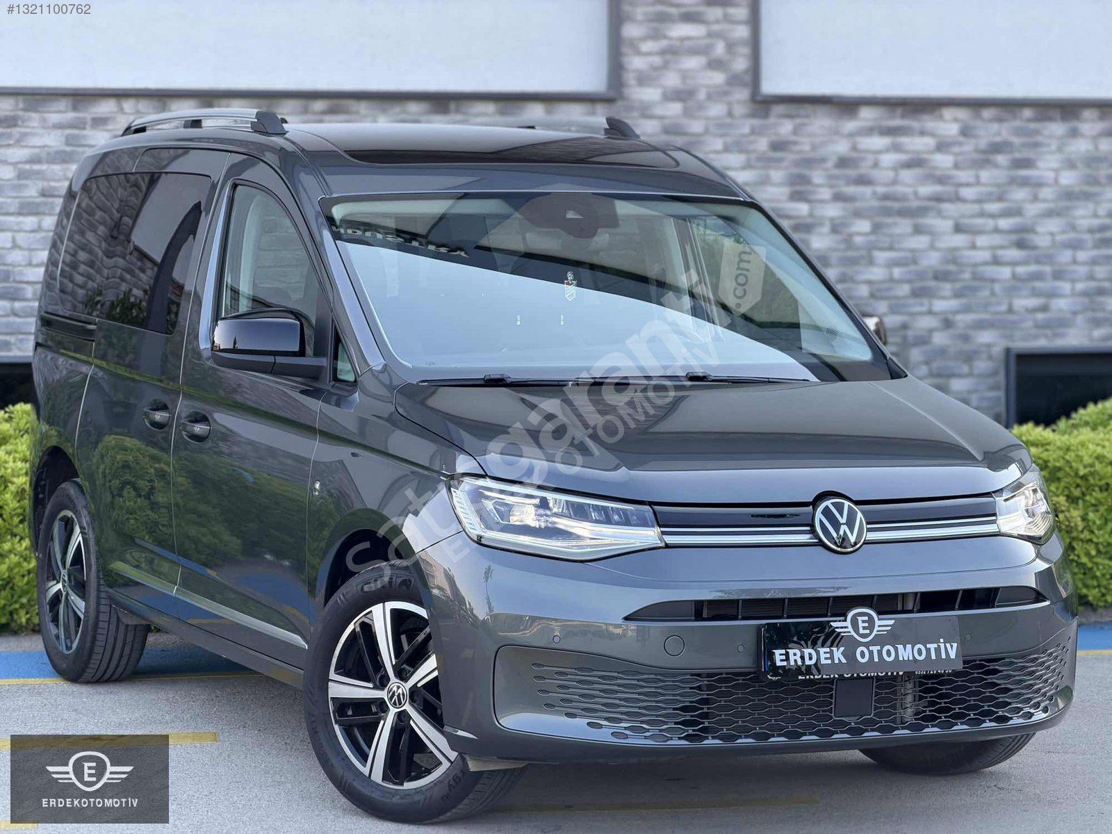 BOYASIZ 2025 VW CADDY 2.0 TDI STYLE CAM TAVAN Ş.TAKİP 9.000 KM