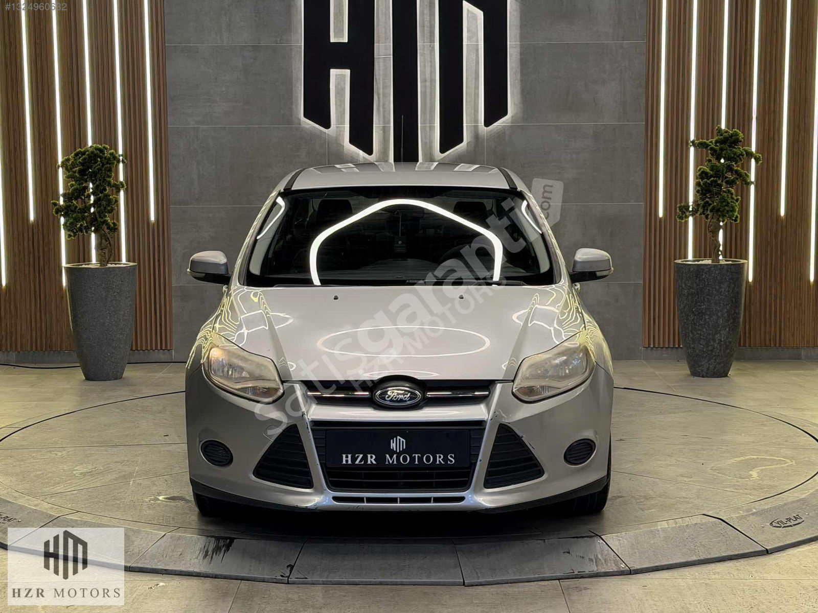 HZR MOTORS 2012 FORD FOCUS 1.6 TDCI TREND