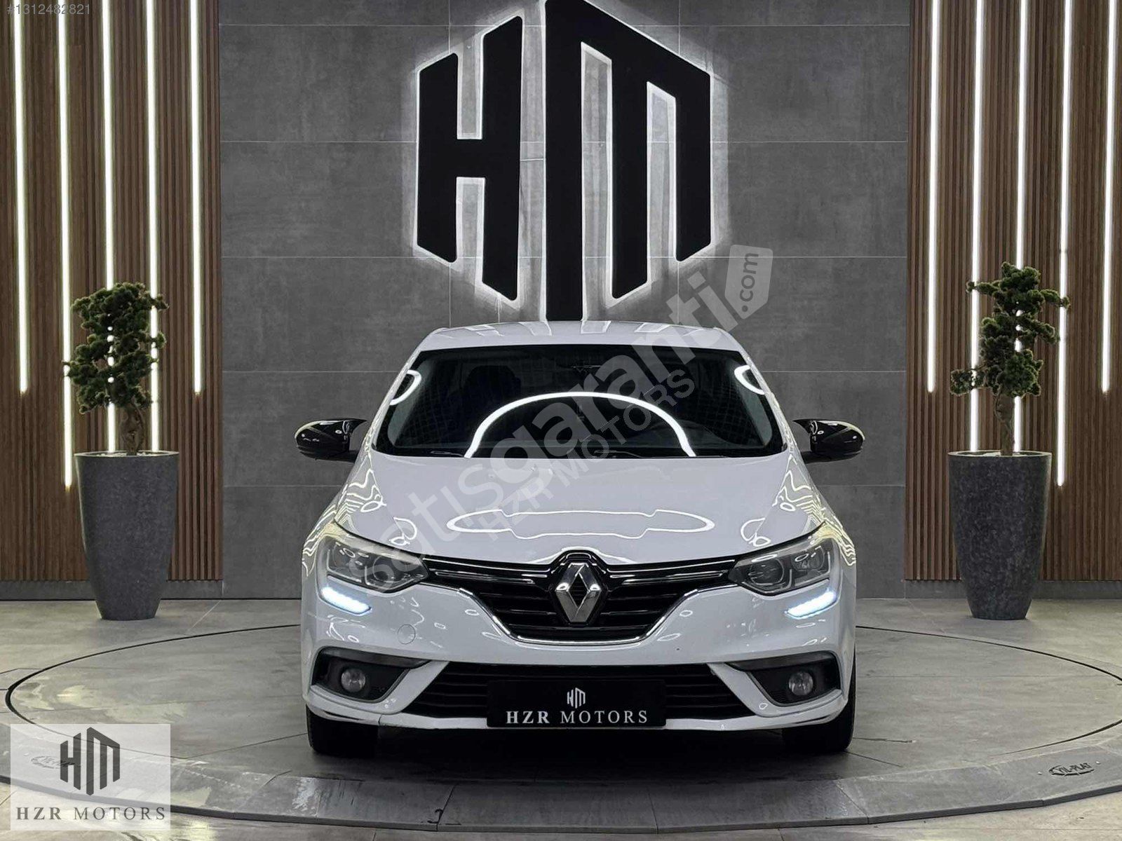 HZR MOTORS RENAULT MEGANE SEDAN 1.3 TCE JOY %20 PEŞİNATLA SENET