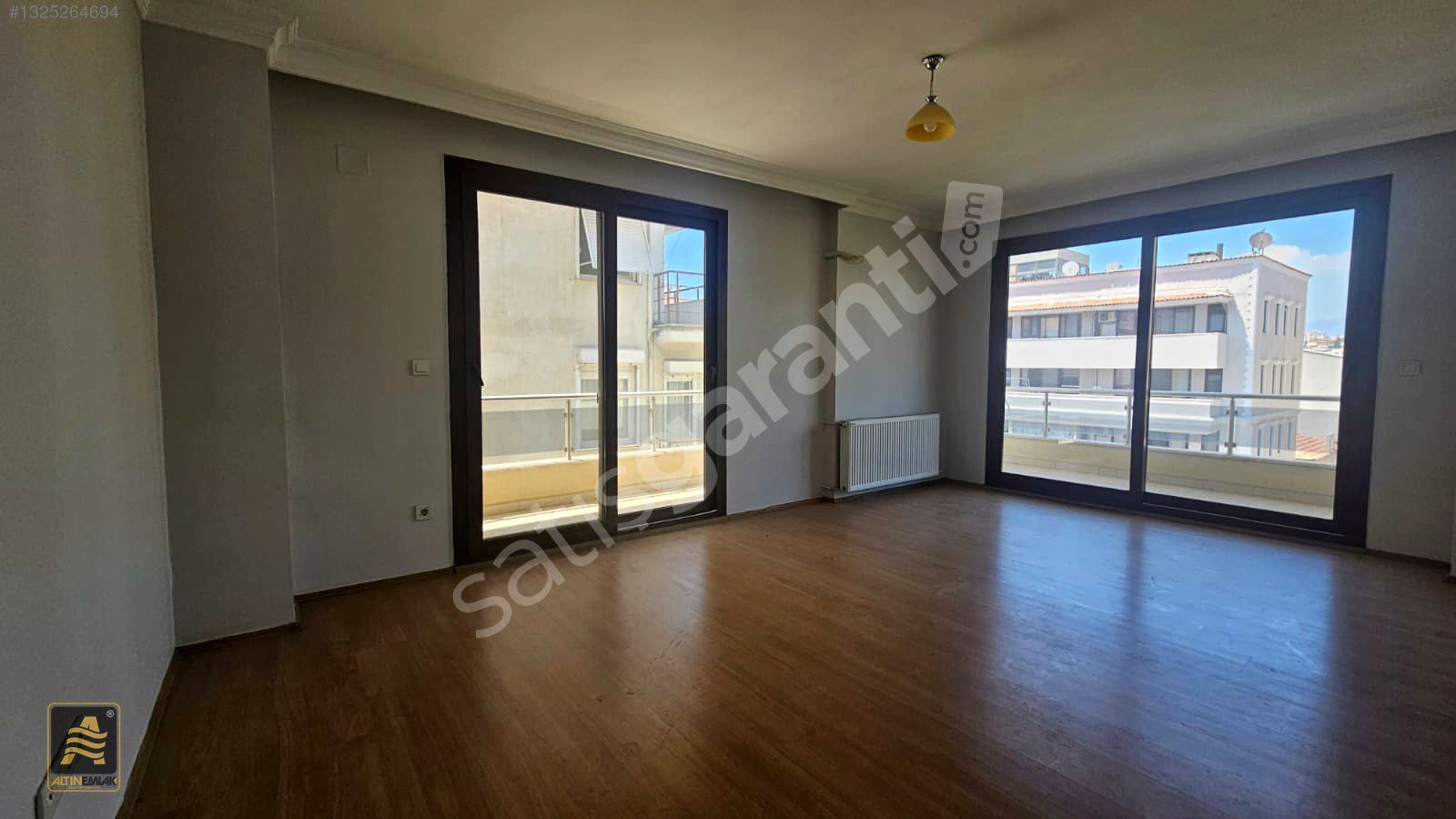 Sakarya okulu yanı geniş 3+1 kiralık daire