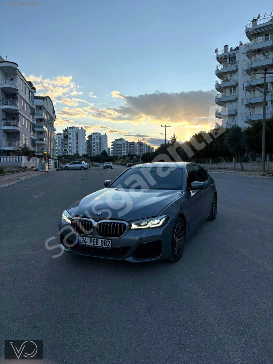 DEĞİŞENSİZ/ TRAMERSİZ/ 1 BOYA/ 520İ MSPORT/ 82 BİN KM