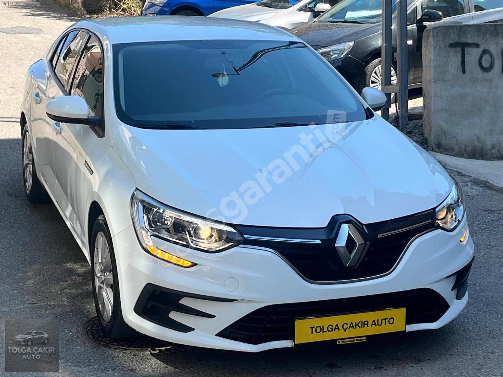 89-BİNDE-2023-ÇIKIŞLI-1.3-TCE-OTOMATİK-140-BEYGİR-SERVİS-BAKIMLI